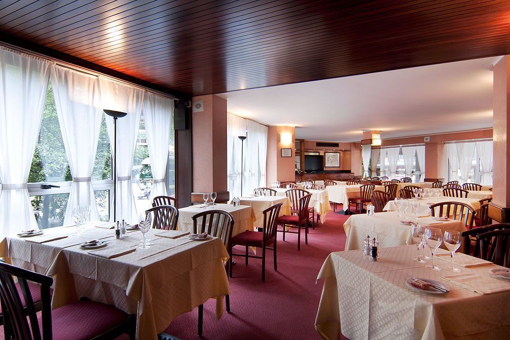 Hotel Galileo Милано Екстериор снимка