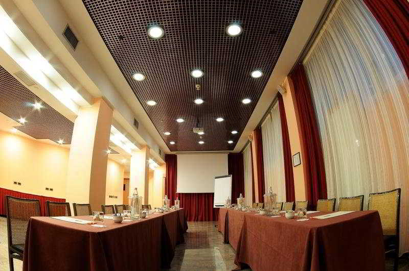 Hotel Galileo Милано Екстериор снимка